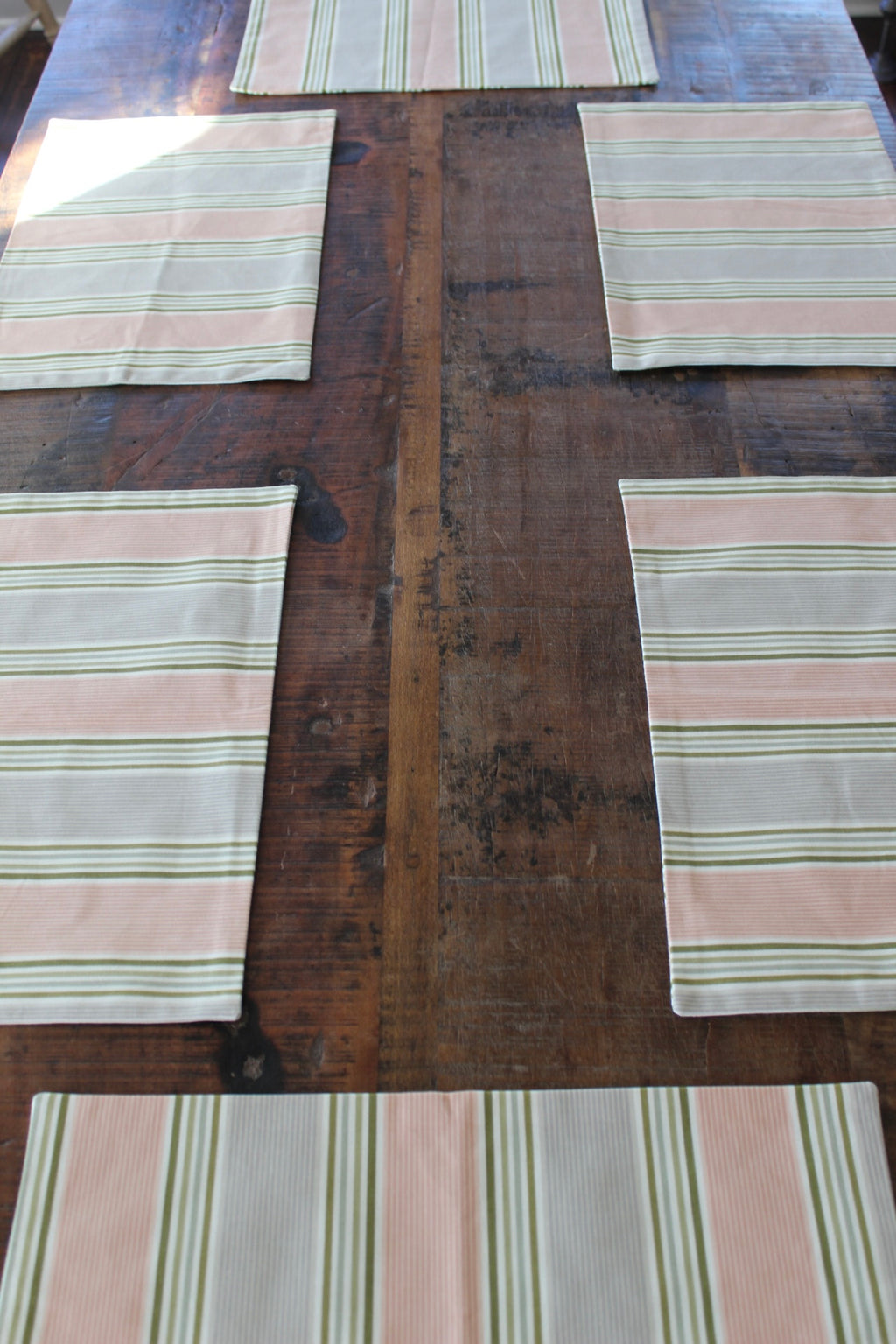 Pinkie's Up Placemats